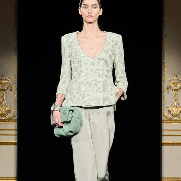 Коллекция Giorgio Armani Prive Couture весна–лето 2026 (110218-armani-prive- ss-s.jpg) Коллекция Giorgio Armani Prive Couture весна–лето 2026 (110218-armani-prive- ss-s.jpg)